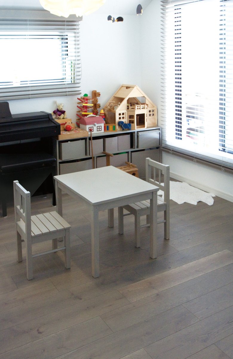 ワイルド45 ナラ節あり 特注色 施工例 3