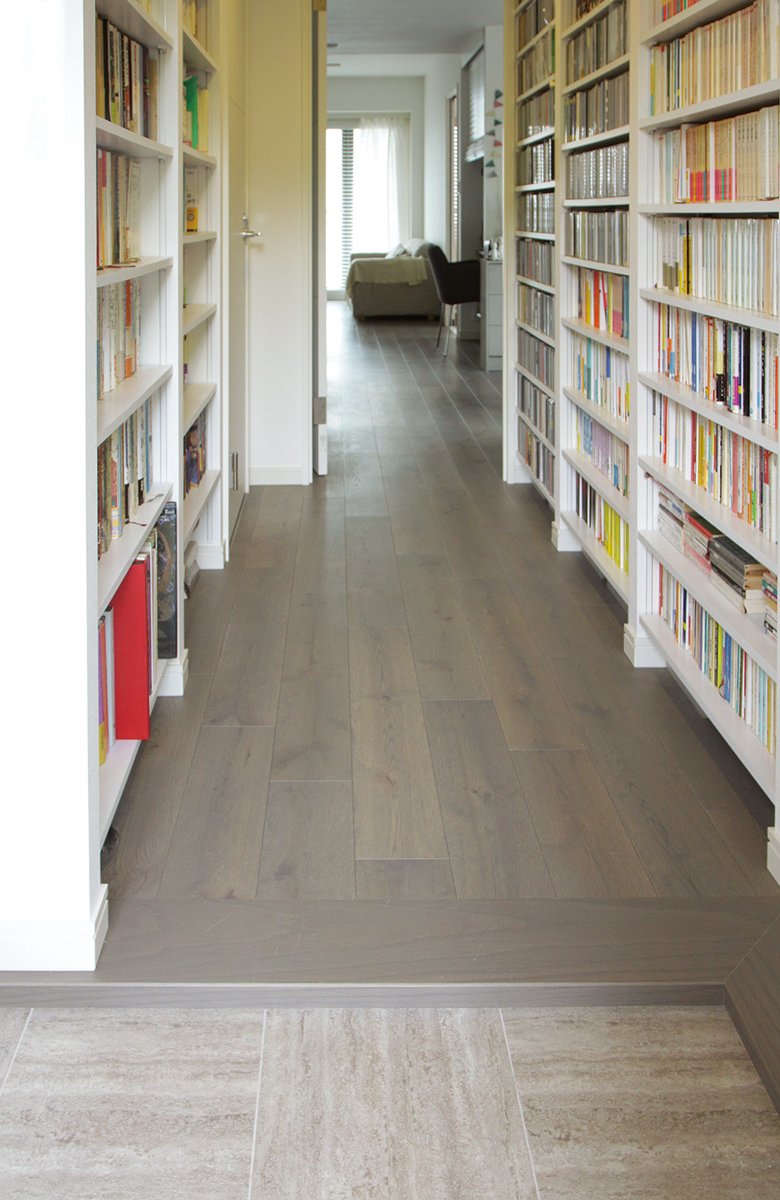 ワイルド45 ナラ節あり 特注色 施工例 5