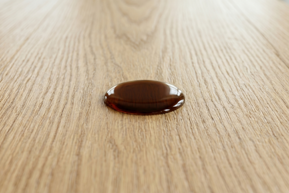 汚れを弾き、ヒール痕がつきにくい。 お手入れを簡単に。