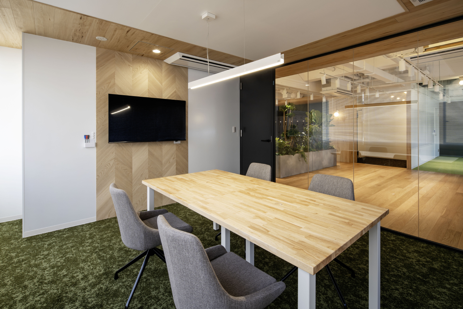 株式会社コミックルーム様 本社　施工例 6