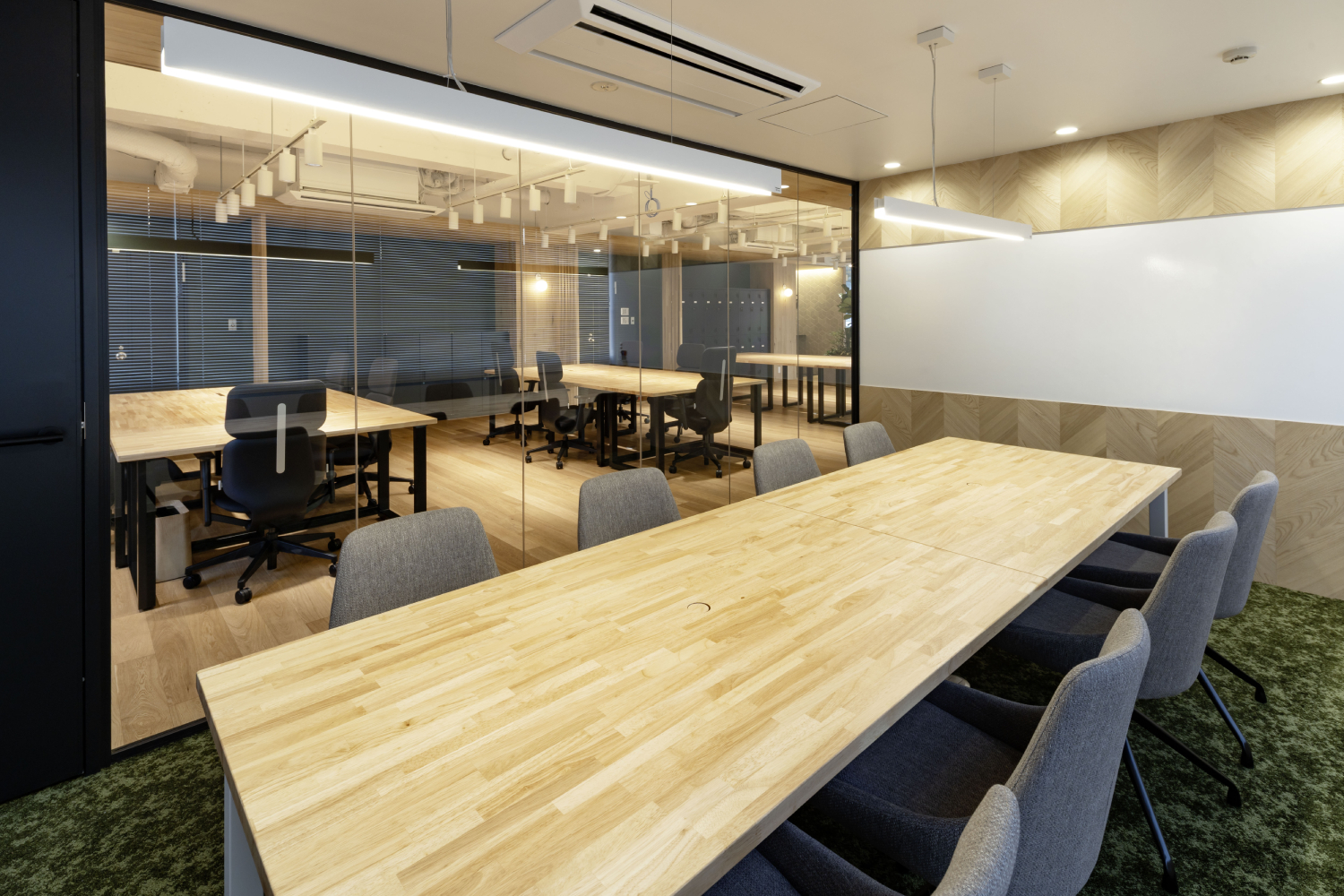 株式会社コミックルーム様 本社　施工例 7