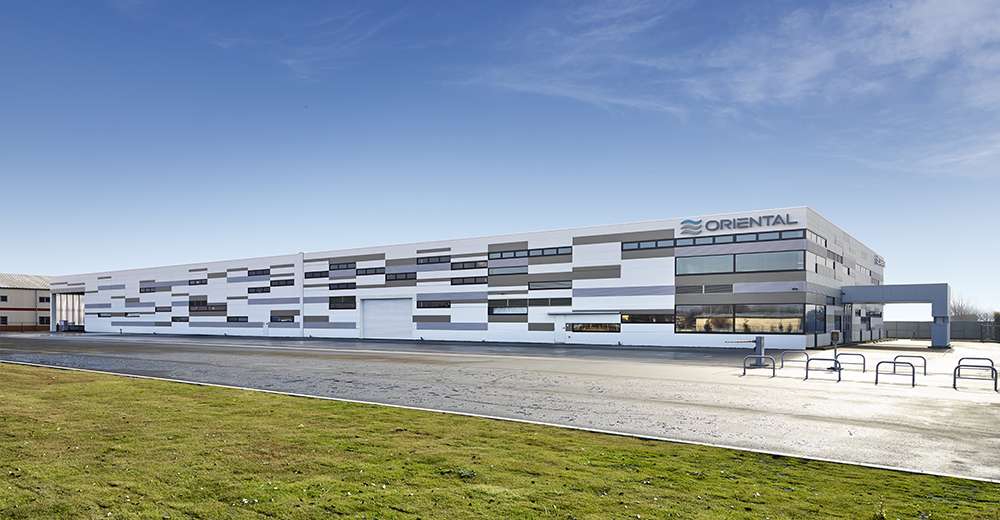 ワイルド無垢ナラMoreWild 特注色 施工例 3