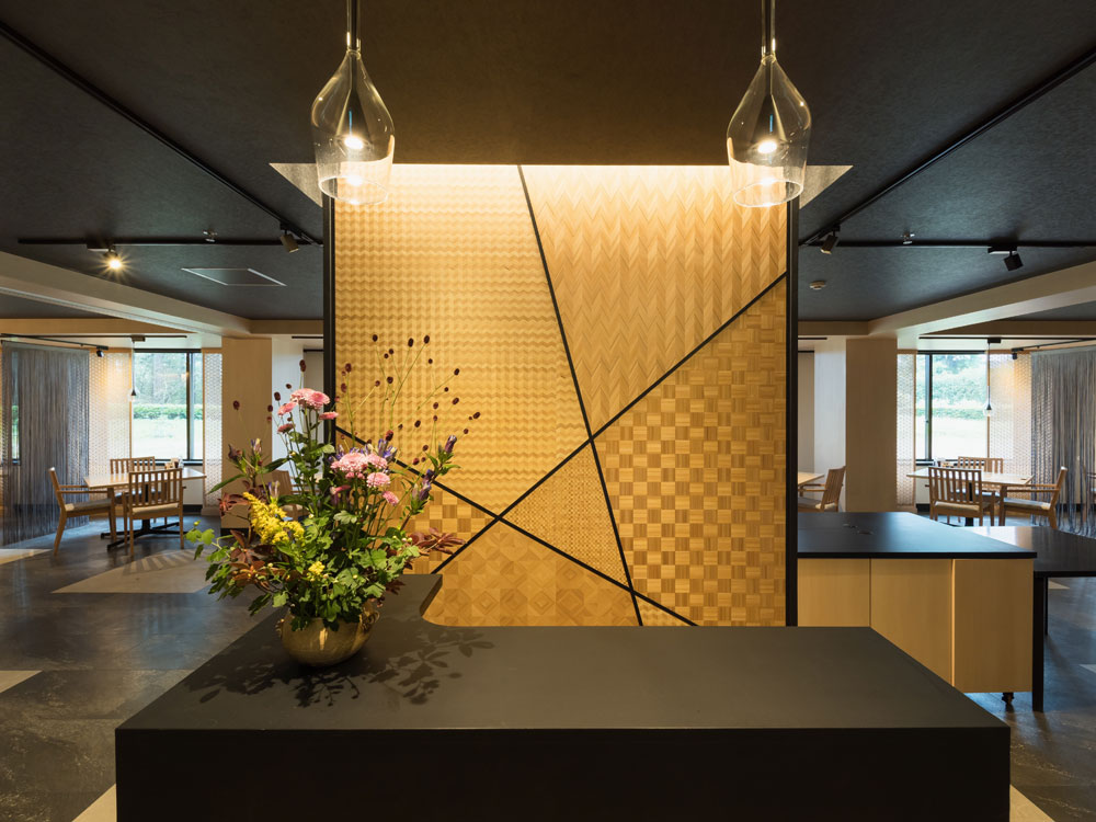 ウッドペッカー不燃和柄 壁面施工例 5